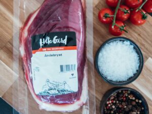Andebryst (Holte gård) - 350 gr.